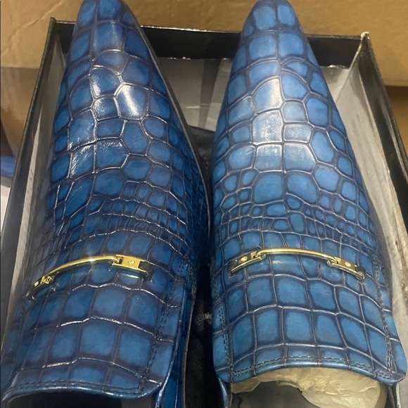 NWB FIESSO ENCORE DAMAGE LEATHER BLUE SHOE FI3244